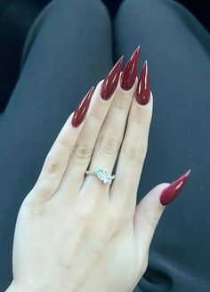 Red French Tip Nails Pointy, Red Nails Red Lips, Dark Red Stilleto Nails, Red Quince Nails Almond, Pointed Red Nails, Red Nails Stiletto Long, Red Pointy Nails Design, Red Stilleto French Tip, Red Nails With Silver Design