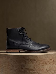 At once rugged and sophisticated, the Vernan Boot is crafted from sturdy leather to comfortably carry you through this season's adventures.  Designed with lightweight, durable OrthoLite® performance insoles for breathable cushioning that wicks away Leather Boots Black, Thermal Comfort, Shop Clothes, Stylish Clothes For Women, Shoe Art, Black Leather Boots, Wicks, Boots Black, Chukka Boots