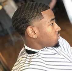 Wave Haircut, Low Haircuts, American Wave, Taper Haircut, Blowout Haircut