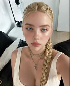 Russian Face Claim, Russian Model Woman, Blonde Russian Woman, Pale Women, 얼굴 드로잉, White People, Black Braids, American Beauty, Pretty Makeup