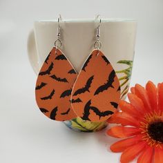 Faux Leather Handmade Earrings. New In Package. One Side Printed. Please See Pictures For Additional Details And If You Have Any Questions. I'm Always Here To Help . Ships Same Or Next Business Day. Earrings Halloween, Halloween Fall, Black Orange, Orange Black, Handmade Earrings, Leather Handmade, Bat, Faux Leather, Jewelry Earrings