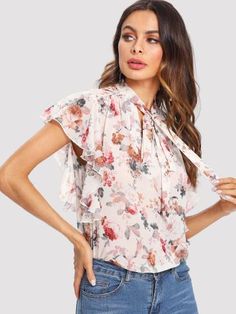 SHEIN Floral Blouses Womens Fashion Casual College, Floral Blouses, Womens Fashion Casual Spring, Leather Pants Women, Womens Fashion Edgy, Floral Print Tops, Neck Ruffle, Hoodies For Sale, Casual Street Style