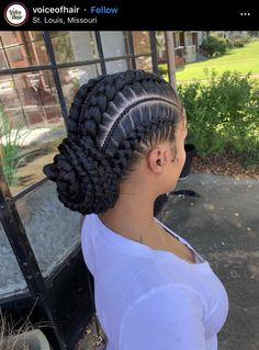 Braided Back Bun Black Women, Feed In Braid Bun, Four Braids Cornrow, Naturalista Hairstyles, Best Braid Styles, Braiding Styles, Big Box Braids Hairstyles, Feed In Braids Hairstyles