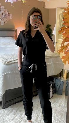 Comfy figs scrubs #figs #scrubs #cna Figs Nurse Aesthetic, Figs Scrubs Outfit Aesthetic, Scrubs Uniform Cute Aesthetic, Goth Scrubs, Black Scrubs Aesthetic, Scrubs Uniform Aesthetic, Figs Scrubs Aesthetic, Cute Scrub Outfits