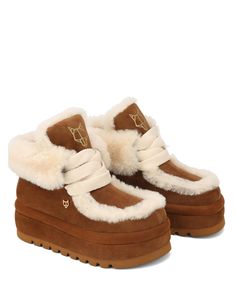 Bambi Tan Suede/Shearling Naked Wolfe Shoes, Shoe References, Fashion Collection Inspiration, Naked Wolfe, Icon Shoes, Winter Mood, Pretty Shoes Sneakers, Earthy Outfits