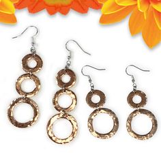 The natural beauty of hammered copper washers and a dangle style earring is a stunning combination! Casual to formal to festival, you can wear them with any fashion style. Lightweight and comfy. STYLE: Choose two washers or three washers. METAL: Solid copper washers and sterling silver hooks. SIZE: Three washer style is 2 3/4 inches from the top of the wire to the bottom of the earring. Two washer style is 2 inches from the top of the wire to the bottom of the earring. HANDMADE. All wearable art created by Stamping Cat Studio is designed, cut, stamped, woven, soldered, polished, and assembled by me.  HAND-STAMPED. Each piece is hand-stamped using high quality metal shanks, so every piece is perfectly imperfect, charming quality of hand stamped jewelry that adds to its organic feel and arti Washer Earrings, Washer Jewelry, Handmade Silver Jewellery, Earring Handmade, Hand Stamped Jewelry, Hammered Copper, The Wire, Stamped Jewelry, Copper Earrings