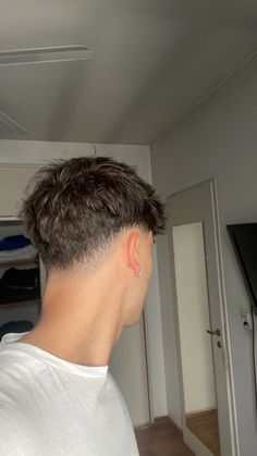 Mens Haircuts Thick Hair, Taper Fade Short Hair, Mens Haircuts Straight Hair, Fade Haircut Curly Hair, Mid Fade Haircut, Men Fade Haircut Short, Haircut Selfie, Photo Hijab