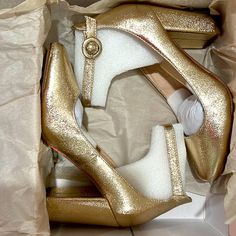 Chinese Laundry Veranda Glitter Gold Heels - Size 7.5. Closed Toe, Ankle Strap. 3” Heel Gold Heels Closed Toe, Rapunzel Prom, Gold Closed Toe Heels, Gold Heels Prom, Winter Dance, Heels Prom, Heels Aesthetic, Prom Inspo, Prom 2024