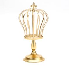 METAL WIRE CROWN STAND - GOLD SIZE: 6½ x 13½" Make your guests feel like royalty with our gold metal wire crown stand. This gold crown fuses to a golden stand and makes a great accent piece to any decor theme. Metal Gold For Décor only Pedestal stand included DecoStar Professional Decor Products - Learn More at www.DecoStarCo.com Crown Centerpieces, Wire Crown, Event Decor Direct, Princess Theme Party, Beautiful Decorations, Metal Crown, Wedding Event Design, Professional Decor, Event Supplies