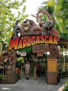 the entrance to madagascar at universal studios