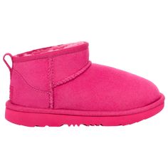 Ugg Sneakers, Overlock Stitch, Ugg Classic Ultra Mini, Outdoor Boots, Hot Sneakers, Ugg Classic, Woven Label, Sneaker Brands, Boots For Sale