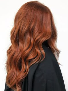 Copper Hair Red Dress, Caramel Copper Hair Color, Dark Copper Ginger Hair, Light Red Auburn Hair, Copper Hair Ideas For Brunettes, Ginger Hair 2023, True Copper Hair, Copper Red Hair On Tan Skin, Rich Copper Red Hair Color