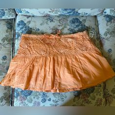 Summer Holiday Orange Macrame Skirt With Ties In The Front And Crochet/Macram Like Detailing As Pictured I Envision This Is Bali Re Thrift : Love It Just Is Too Small For Me 100% Cotton And Made In India. Wet Seal Color Is A Little Different In Person But For Some Reason The Picture Shows A Slightly Size: 5 Orange Skirt Outfit, Macrame Skirt, Orange Macrame, Fancy Fits, Skirts Short, Orange Skirt, Cute Nike Shoes, Orange Shorts, Cute Nikes