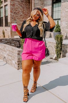 Get ready to remix your office style with these chic hot pink plus size shorts featuring lightweight material, a high waistline with a two button closure, two side pockets, and a flattering silhouette that ends in straight upper-thigh length hemlines! Measurements 1XL : Front Rise 15", Hip 46", Inseam 4.5", Length 18.5", Waist 36". 2XL : Front Rise 15.5", Hip 50", Inseam 4.5", Length 19", Waist 40". 3XL : Front Rise 16", Hip 54", Inseam 5", Length 19.5", Waist 44". Pink Dress Shorts Outfit, Plus Size High Waisted Shorts, Hot Pink Shorts Outfits Summer, Pink Shorts Outfits Black Woman, Hot Pink Bag Outfit, Plus Size Pink Outfits, Pink Shorts Outfit, Pink Bags Outfit, Pink Shorts Outfits