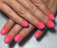 Pink Orange Ombré Nails, Pinky Orange Nails, Coral Chrome Nails, Coral Ombre Nails, Orange Ombre Nails, Pink Nail Colors, Almond Acrylic Nails, Nail Art Wedding, Sparkly Nails