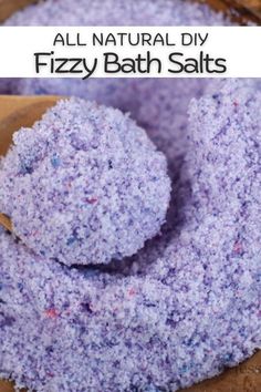 How To Make DIY Fizzy Bath Salts Fizzy Bath Salts Recipe, Christmas Bath Salts Diy, Toilet Fizzies Recipe, Bath Fizzies Diy, Diy Fizzy Bath Salts, Diy Bath Salts With Essential Oils, Diy Bubble Bar, Fizzy Bath Salts, Bath Salts Diy Recipes