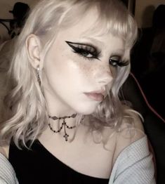 Goth Eye Makeup, Dark Makeup Looks, Cute Eye Makeup, Alt Makeup, Graphic Makeup, Swag Makeup, Alternative Makeup, Dope Makeup