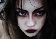 Trad Goth Makeup, Goth Eye Makeup, Funky Makeup, Vampire Makeup, Punk Makeup, Alt Makeup, Smink Inspiration