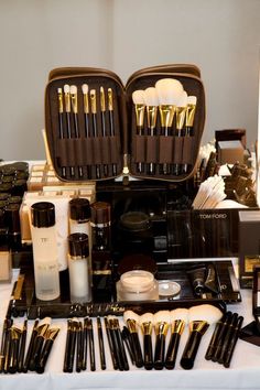 Makeup Corner, Koleksi Makeup, Party Make-up, Tom Ford Makeup, Makeup Lovers, Fashion Diva, Makeup Room, Makeup Obsession, Makeup Goals