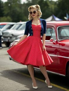 #vintage #fashion #50s #50sfashion  #50sglamour 50s Outfit Inspiration, White And Red Dress Outfit, 1960s Outfits Aesthetic, 50s Style Women, Retro Red Outfit, 50s Diner Outfit, 50s Fashion For Women 1950s, 40s Outfits For Women, Pinup Outfits Ideas