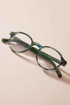 Retro Glasses Aesthetic, Green Glasses Aesthetic, Librarian Glasses Aesthetic, Cool Glasses For Women, Librarian Glasses, Green Glasses, Eye Glasses Aesthetic, Dark Green Glasses, Green Frame Glasses