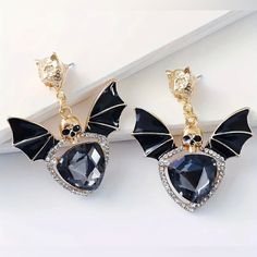 Tigers, Skulls, And Bats, Oh My! These Maximalistic Earrings Have It All!! These Statement Earrings Are Perfect For Halloween Or Any Gothic Fan Who Wants To Get Noticed As They Are So Uniquely Extra!! Please See The Pictures For Size And Dimensions! Bundle 2 Or More Items For A Special Discount And Save On One Shipping Price! Bat Earrings, Bat Wing, Halloween Cute, Bat Wings, Dolls Kill, Statement Earrings, Zinc Alloy, Oh My, Beautiful Jewelry