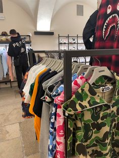 Bape Clothing Streetwear, Bapestas Outfit, Bape Fit, Bape Collection, Bape Clothing, Streetwear Fashion Y2k, Y2k Fashion Street Styles