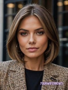 Shoulder Length Hair With Highlights, Sleek Haircuts, Hairstyle 2024, Medium Shag, Haircuts 2024, Lighter Hair, Hair 2024, Haircut Inspiration