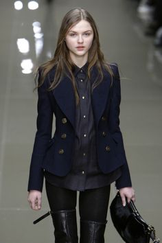 Burberry Prorsum, Elegante Casual, Blazer Outfits, Fashion Mode, Gotham, Passion For Fashion, Autumn Winter Fashion, Style Me