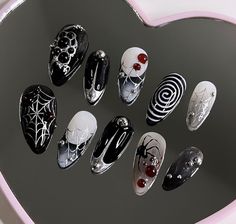 Metal Head Nails, Rock Inspired Nails, Visual Kei Nails, Cybergoth Nails, Nail Designs Grunge, Creepy Nail Art, Punk Nails, Medium Almond