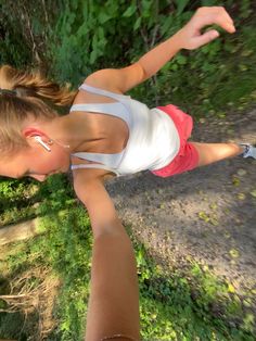 Running In Summer, Workout Fits, Healthy Lifestyle Inspiration, Dream Lifestyle