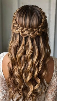 Fall Ball Hairstyles, Hair Styles For A Wedding Bridesmaid, Pretty Hairstyles For Long Hair Prom, Unique Homecoming Hairstyles, Wedding Hair Junior Bridesmaid, Half Braided Hairstyles Curly Hair, Classy Braided Hairstyles, Wedding Hairsyles, Half Up Half Down Braids