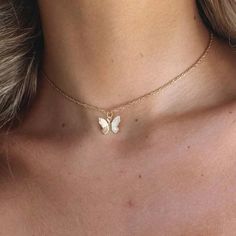 Butterfly Choker Necklace -Measures 13.1in -Gold Pet Friendly Home Smoke Free Home Gothic Choker Necklace, Laura James, Butterfly Choker, Trendy Chokers, Wedding Bride Jewelry, Charm Choker Necklace, Blue Morpho, Butterfly Pendant Necklace, Estilo Punk