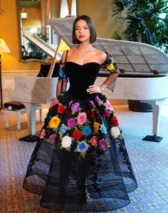 Mexican Inspired Dress, Outfit Mexicano, Angela Aguilar, Mexican Quinceanera Dresses, Mexican Artwork, Quinceañera Ideas, Traditional Mexican Dress, Mexican Wedding Dress, Quince Dresses Mexican