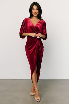 This website has a great selection of dresses, but their return policy is a bit inconvenient. Purchase at own risk. Pleated Fashion, Velvet Pattern, Velvet Sleeve, Irregular Skirt, Gold Velvet, Split Dress, Skirt Skirt, Swimsuit Dress, Wine Color