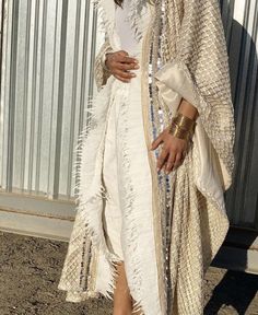 Dubai Ootd, Kaftan Designs, Latest Bridal Dresses, Iranian Women Fashion, Ladies Blouse Designs, Mode Abaya, Abaya Designs, Beachwear Fashion, Muslimah Fashion Outfits