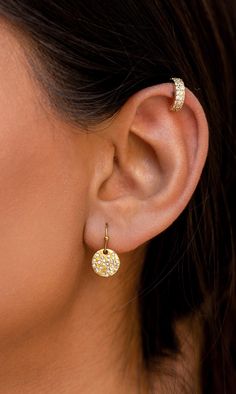 Small 18k gold filled hammered gold earrings are meticulously crafted to have a sparkle from at every angle you look at them. The tiny natural Zircons gemstones are sparkly and will get lot's of compliments. They are perfect for everyday wear and will look beautiful day to night.  D E T A I L S: * Disc are approximately .38" * Drop Length : .75"   * Zircon is a natural gemstone that has been worn and treasured since ancient times. It's not cubic zirconia; Zircon is one of the modern December bir Dainty Dangle Earrings, Dainty Gold Earrings, Dot Earrings, Minimal Gold, Earrings Minimal, Premium Jewelry, Gold Dot, Ormond Beach, Hammered Earrings