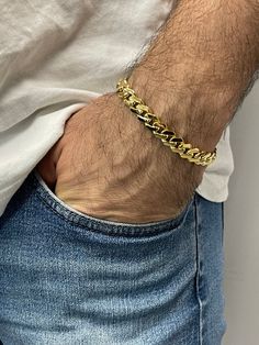 ➣ High quality 14K Yellow Gold 7" 8.25" Lite Miami Cuban Bracelet, 9.5mm Wide, Curb Bracelet, Real Gold Bracelet, Unisex, Men ➣ MATERIAL: 14K Yellow Gold  ➣ Hollow ➣ Closure: Box   ➣ Weights:  7" - 10.45 gram 8.25" - 11.8 gram White Gold - 8.25" - 12.1 gram  ◈ Please note that weights are approximate. ➣ If you need a specific length, please message us. Explore more gold bracelets. https://www.etsy.com/shop/MarinaMJewelry?ref=seller-platform-mcnav&search_query=gold+bracelet ➣ SHIPPING: ◈ We alway Luxury Tarnish-resistant Yellow Gold Cuban Link Bracelet, Gold Bracelets For Men, Man Gold Bracelet Design, Real Gold Bracelet, Cuban Bracelet, Father Time, Gold Vermeil Jewelry, Gold Armband, Miami Cuban