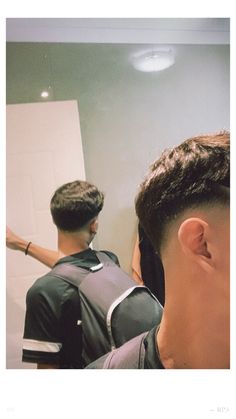 Hypebeast Stickers, Boys Haircuts Long Hair, Male Model Face, Lara Silva, Crop Hair, Faded Hair, Short Hair Undercut