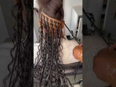 Boho Knotless braids - YouTube Bohieman Knotless Box Braids, Bohemian Braid Tutorial, Boho Knotless Braids With Color, Bohemian Braided Hair, Box Braids Bob, Boho Knotless Braids, Colored Box Braids, Braids With Shaved Sides, Boho Knotless