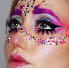 Makeup Easy Tutorial, Karneval Diy, Scary Halloween Makeup, Beautiful Halloween Makeup, Festival Makeup Glitter, Sparkly Makeup, Halloween Makeup Pretty, Face Art Makeup