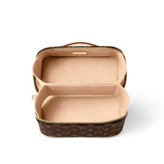 LOUIS VUITTON® - Toiletry Bag - Monogram Life Could Be A Dream, Living My Dream Life, Lv Bags, Duffle Bag Travel, Louis Vuitton Official, Silver Jewelry Fashion, My Dream Life, Bag Collection, Bag Luxury