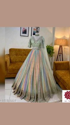 Lehenga Designs Heavy, Lehenga Designs For Stitching, Heavy Lehnga Outfit, Stylish Lehenga Designs Party Wear, Lehenga Models For Stitching, Heavy Lehenga Designs, Lehenga Designs Traditional, Indian Lehenga Designs, Girls Lehenga Designs