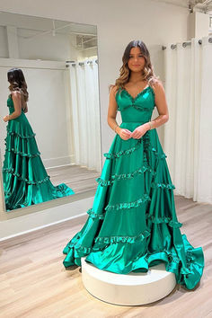 Preppy Prom Dress, Emerald Green Prom Dress Long, Fancy Stuff, Prom Inspo, Princess Prom Dresses, Dress Inspo, Dress Inspiration, Green Satin, Satin Material