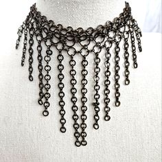 What A Great Choker! Crazy Unique Chain In An Antique Bronze Finish. Just Look At The Detail. Extension Chain As Well. Shortest 9.25" - Longest 14.75". Very Well Made. Brought To You By Ettika. New With Tags! Chain Mail Jewelry, Chain Maille Patterns Tutorials, Gem Necklaces, Crazy Jewelry, Chainmaille Jewelry Patterns, Chain Maille Patterns, Spectra Vondergeist, Ettika Jewelry, Chainmail Necklace