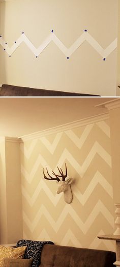 two pictures of a living room with chevron wallpaper and deer head mounted on the wall