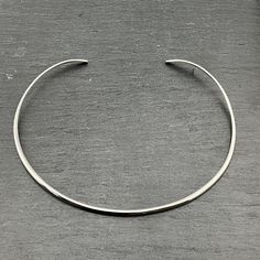 Vintage Sterling Silver Collar Choker Necklace, Stamped 925, Internal Diameter 14.4cm, Width 3.2mm, Weight 17.00 Grams, Lovely Condition Collar Choker, Choker Collar, Choker Necklaces, Sterling Silber, Vintage Sterling Silver, Necklace Etsy, Choker Necklace, Jewelry Necklaces, Accessory Gift