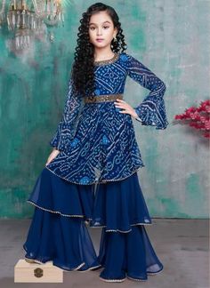 Sharara suit for kids Simple Dress For Girl, Girl Frock, Kids Party Wear Dresses, Suits Punjabi, Kids Dress Collection, Kids Frocks Design