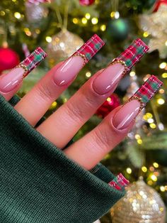 Multicolor  Collar    Color Nails Embellished   Beauty Tools Festive Nail Art, Color Nails, Nail Length, Festival Nails, Christmas Nail Designs, Christmas Nail, Christmas Nail Art, Nail Shapes, Rhinestone Nails