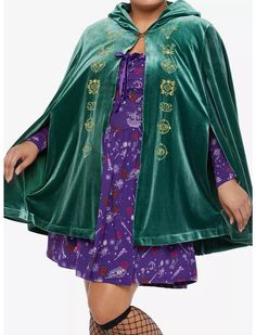 Her Universe Disney Hocus Pocus Winifred Velvet Hooded Cape Plus Size Diy Hocus Pocus Costume, Diy Hocus Pocus, Disney Scarf, Hocus Pocus Winifred, Hocus Pocus Costume, Winifred Sanderson, Mystical Symbols, Her Universe, Hooded Cape